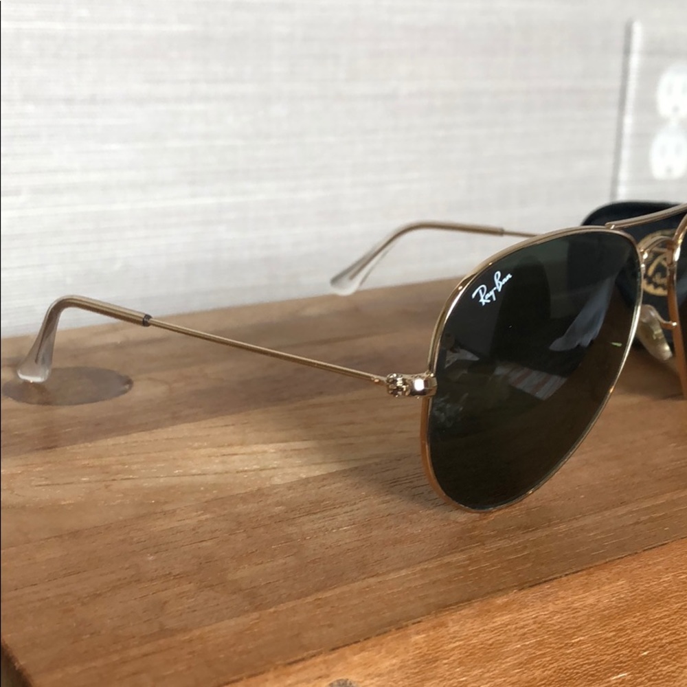 Ray-Ban aviators. - Picture 2 of 3